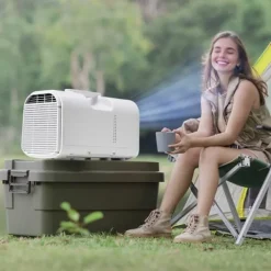 Bærbart klimaanlæg - Mobil aircondition - Køleeffekt 4250 BTU - 3 Hastigheder - Tidsur 24 timer - Fjernbetjening - Temperatur 16–32 °C - Hvid Discount