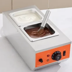 Chokoladetempereringsmaskine med 9 lbs smeltedigel og 2 tanke til perfekt chokoladelevering.