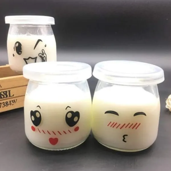 Honningkrukker>glas buddingkrukke med yoghurt, 10 stk. 100 ml søde ansigter med PE-låg, velegnet til marmelade, honning, bryllupsgave