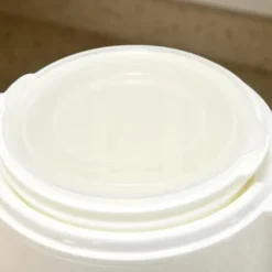 HOMCOM Yoghurtmaskine 1,5L - Hvid Plastik m. Si til Græsk Yoghurt Clearance