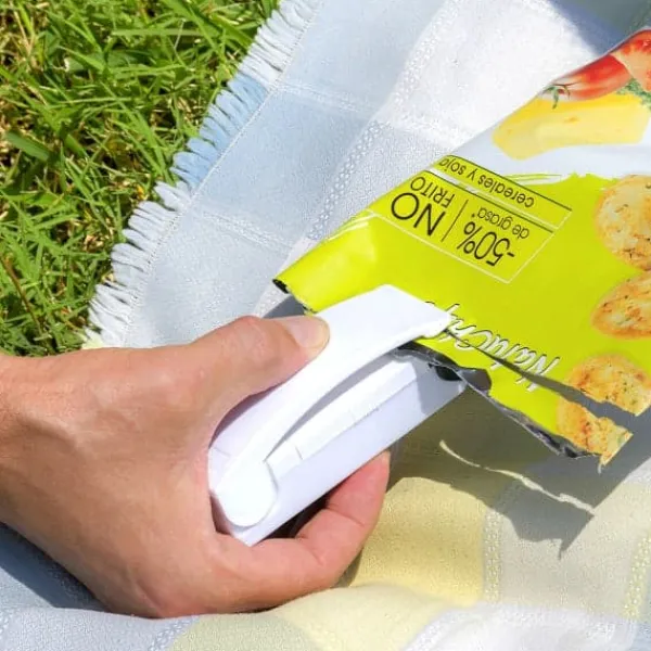 Tilbehør Til Madopbevaring>InnovaGoods 1 Bag Sealer with Fridge Magnet Magseal