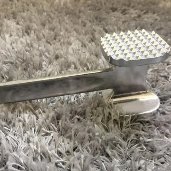 Kødmørner aluminiumslegering rund sølv ergonomisk kødhammer til køkkenbøf Sale