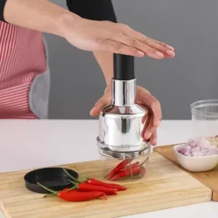 Kökskross Handpress Vitlökshackare Mincer Blad av rostfritt stål Manuell vitlökskross för paprika Lök Köksprylar New