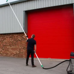 MaxBlast Tagrenderengøringskit 80L (5 m slange) | Vådt- og Tørtstøvsuger 3000W | 6 teleskoprør 1,2–7,2 m | Udskiftelige mundstykker | 4K-kamera med Best