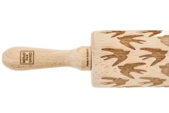 MoodForWood Trækagerulle, Graveret, 43 cm med Håndtag, Perfekt til Bagning - Svalemønster Clearance