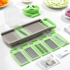 Pack Spiral Rivejern og 6-i-1 sammenfoldelig mandolin rivejern InnovaGoods