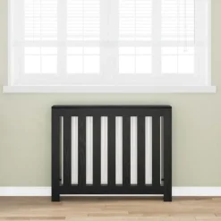 Radiatorcover i sort eg - Pladsbesparende i trælook | Størrelse: 104x20x82 cm Outlet