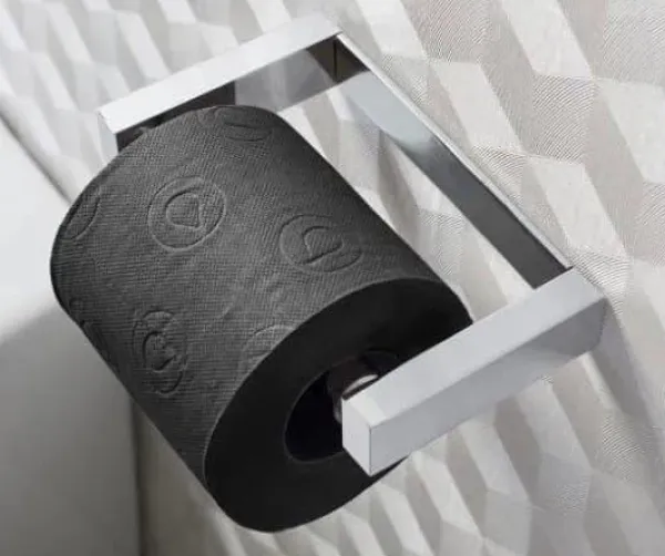 Renova sort parfumeret toiletpapir 16,1 m 3-lags 140 ark 6 ruller Clearance
