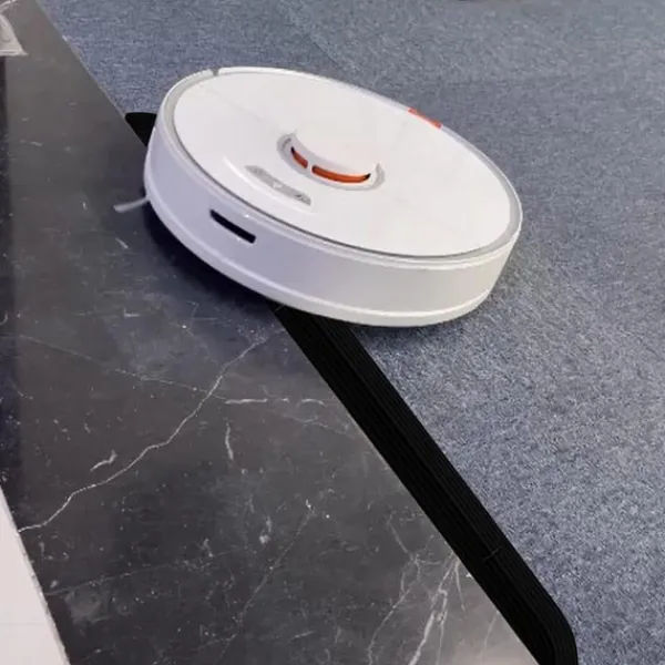 Robotstøvsugere>Sort tærskelrampe til robotstøvsugere (sæt med 4)