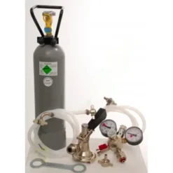 Drikkevareautomater>Tilbehørspakke 4 med 1x 5L professionel adapter og 1x Kopi pin hoved, 7mm øl slange og 2,0 kg CO2 i 2-kanals drikkeautomater