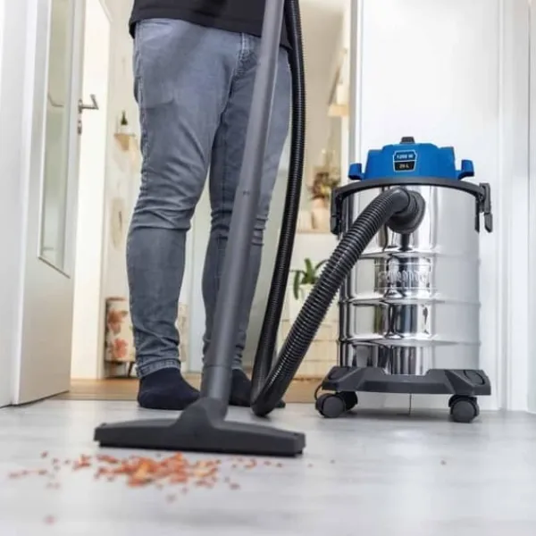 VC25 Våt- och torrdammsugare - 1200W - 25L tank i rostfritt stål - SCHEPPACH Outlet